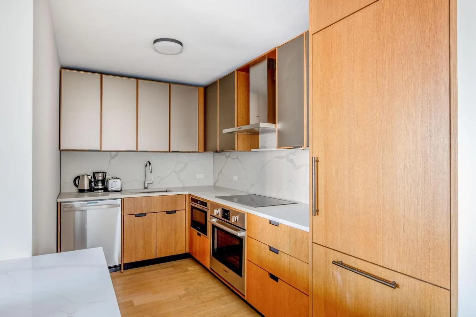 뉴욕 Midtown East 2Br W Gym Doorman Wd Nr Parks Nyc-1206 아파트